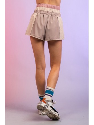 Pantaloncini Active Wear a blocchi multicolore Beige